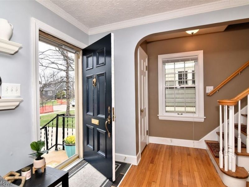 2407 Edgerton Road , University Heights, OH 44118 Photo 3