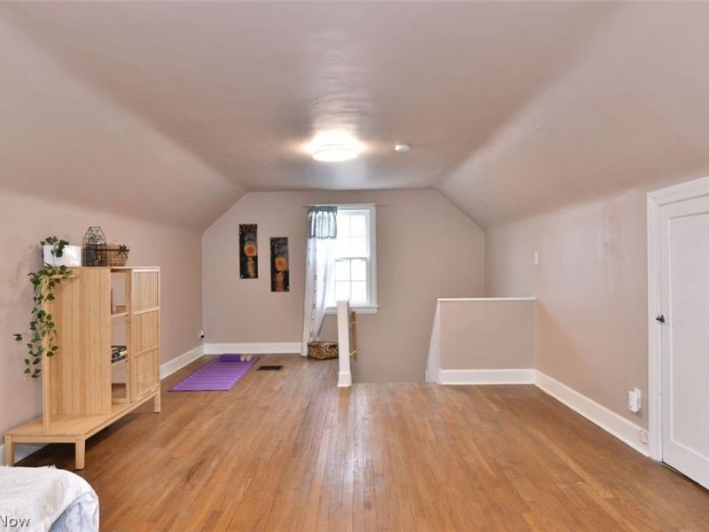 2407 Edgerton Road , University Heights, OH 44118 Photo 35