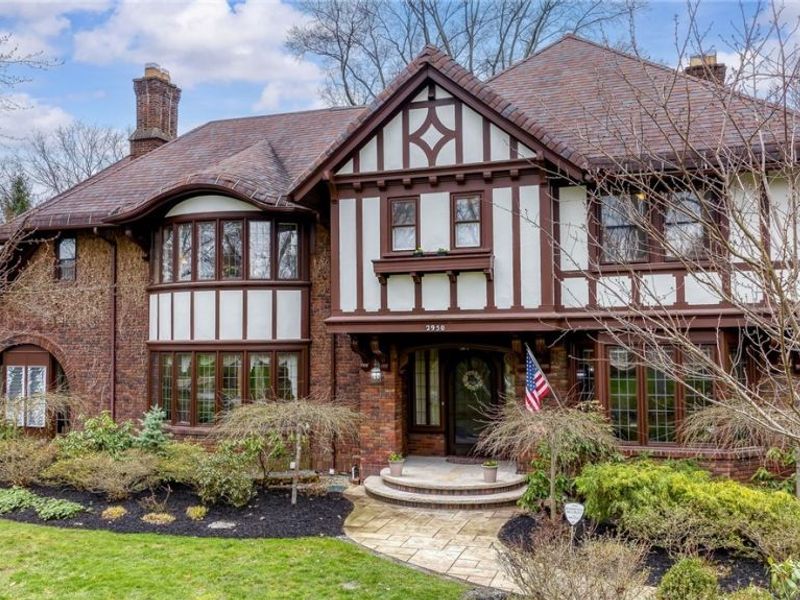 2950 Attleboro Road , Shaker Heights, OH 44120 Photo 3