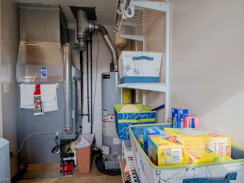 6035 Campbell Road , Mentor on the Lake, OH 44060 Photo 12