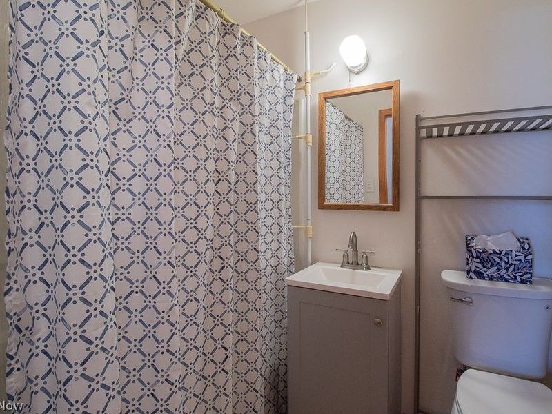 6035 Campbell Road , Mentor on the Lake, OH 44060 Photo 19