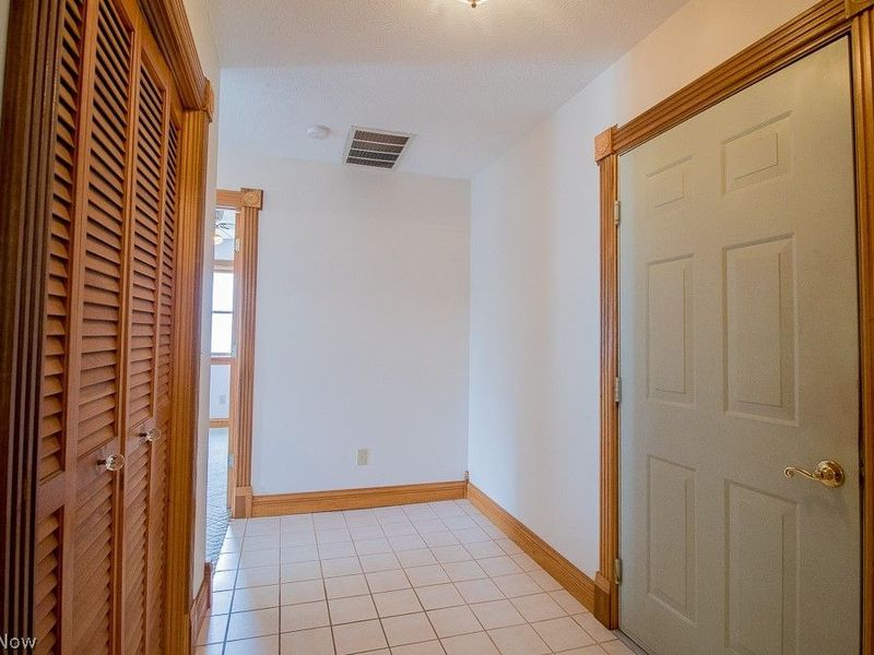 6035 Campbell Road , Mentor on the Lake, OH 44060 Photo 23