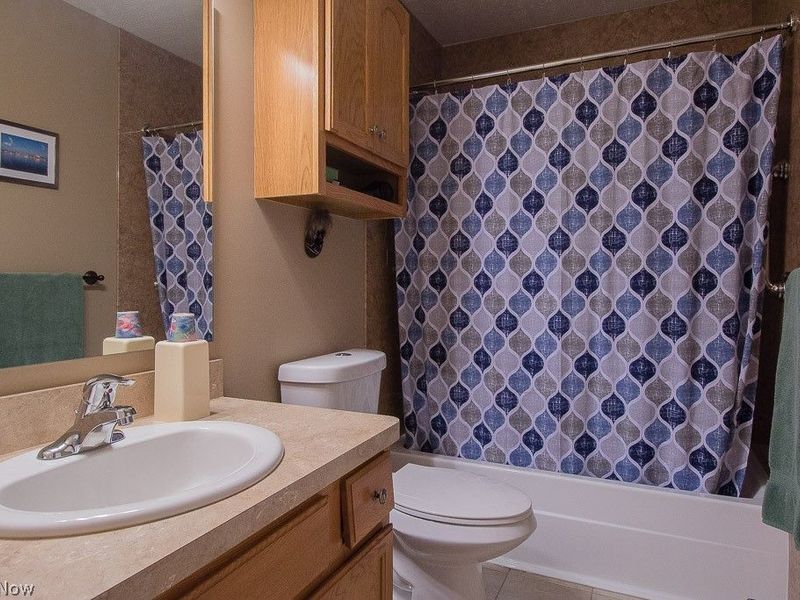 38604 Granite Drive , Willoughby, OH 44094 Photo 23