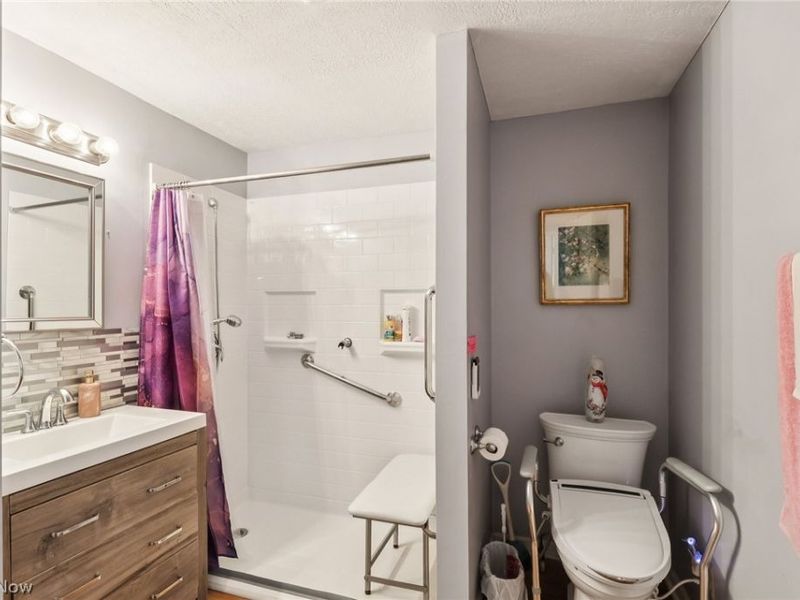 1835 Vermilion Road , Vermilion, OH 44089 Photo 48