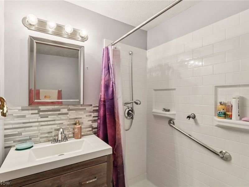 1835 Vermilion Road , Vermilion, OH 44089 Photo 49