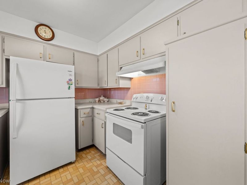 119 Alameda Avenue , Cuyahoga Falls, OH 44221 Photo 12