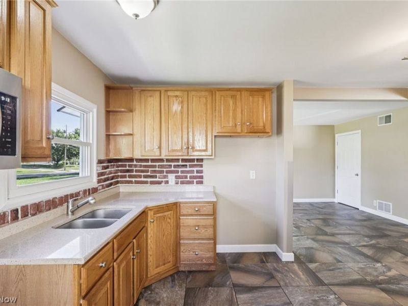 2295 Bel Aire Lane , Poland, OH 44514 Photo 11