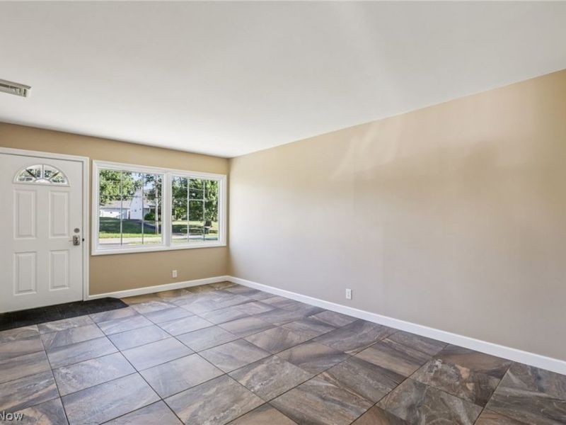 2295 Bel Aire Lane , Poland, OH 44514 Photo 4