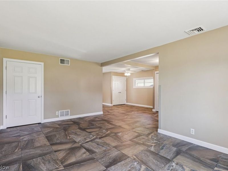 2295 Bel Aire Lane , Poland, OH 44514 Photo 7