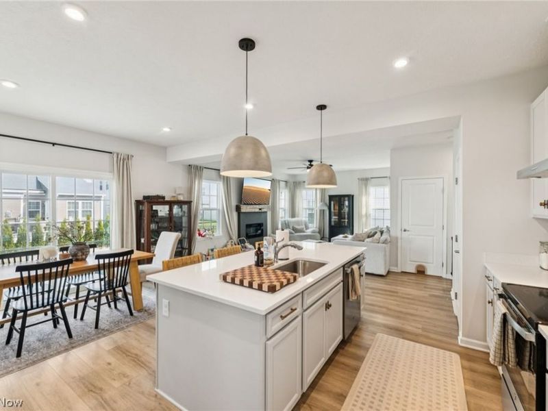 6184 Krystina Run , Lorain, OH 44053 Photo 13