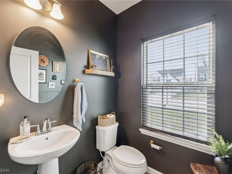 6184 Krystina Run , Lorain, OH 44053 Photo 14