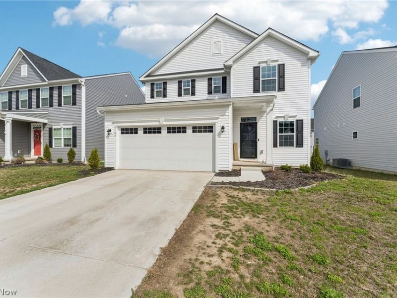 6184 Krystina Run , Lorain, OH 44053 Photo 2