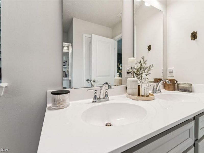 6184 Krystina Run , Lorain, OH 44053 Photo 27