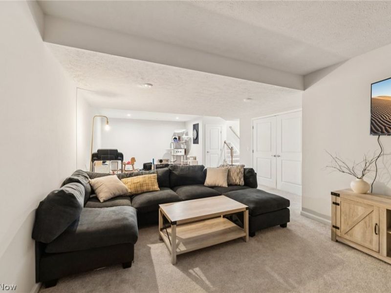 6184 Krystina Run , Lorain, OH 44053 Photo 34