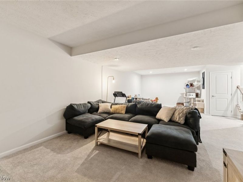 6184 Krystina Run , Lorain, OH 44053 Photo 35