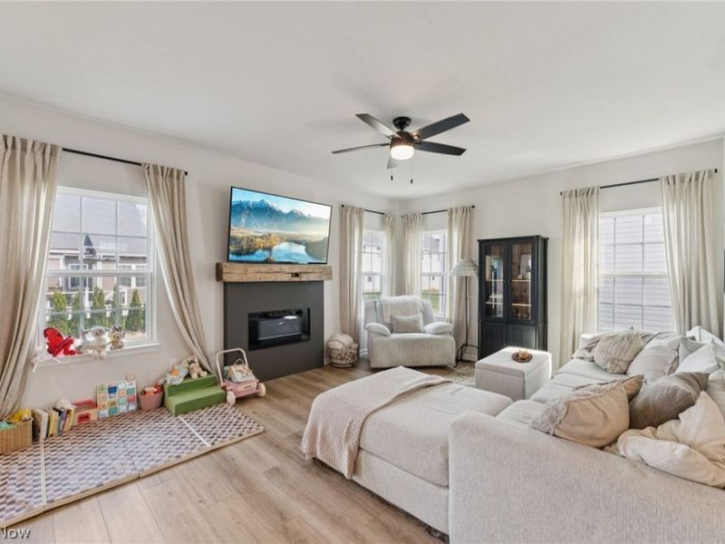 6184 Krystina Run , Lorain, OH 44053 Photo 5