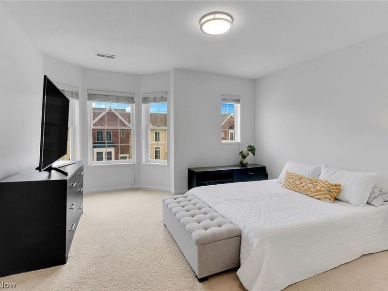 1912 E 86th Street , Cleveland, OH 44106 Photo 15