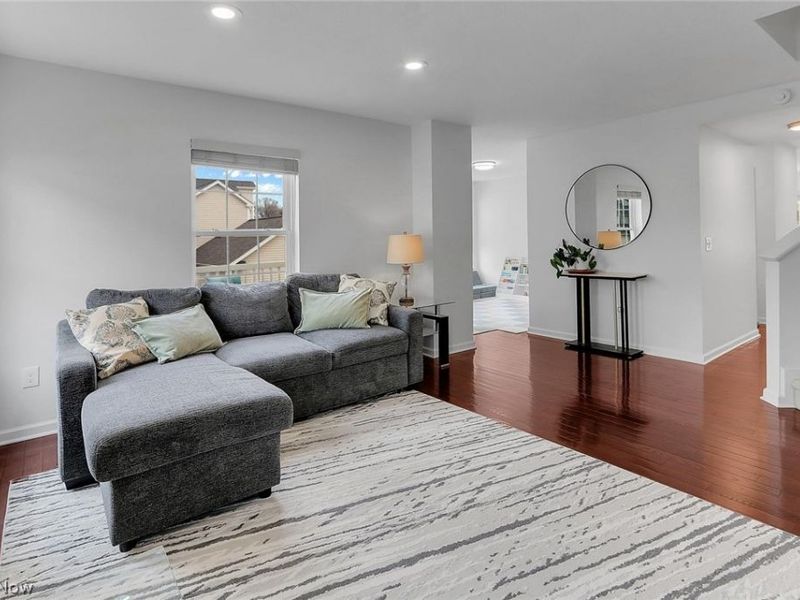 1912 E 86th Street , Cleveland, OH 44106 Photo 2