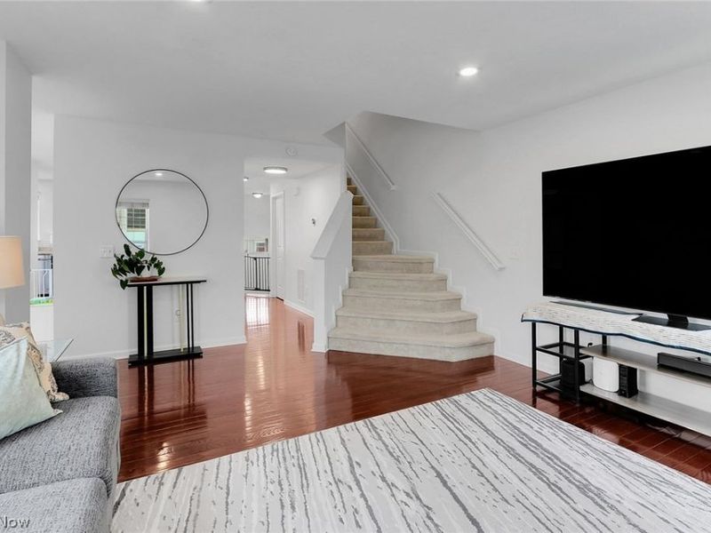 1912 E 86th Street , Cleveland, OH 44106 Photo 3