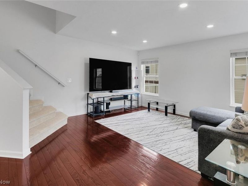 1912 E 86th Street , Cleveland, OH 44106 Photo 4