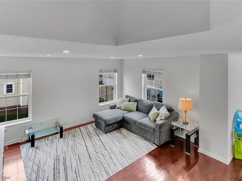 1912 E 86th Street , Cleveland, OH 44106 Photo 6