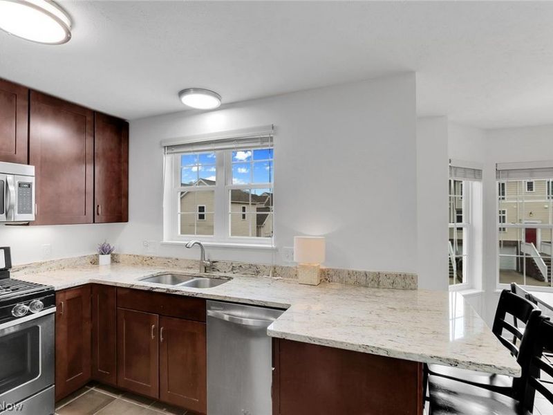 1912 E 86th Street , Cleveland, OH 44106 Photo 9