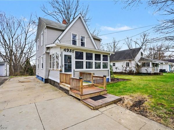 495 Whitney Avenue , Akron, OH 44306