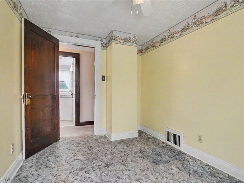 495 Whitney Avenue , Akron, OH 44306 Photo 16