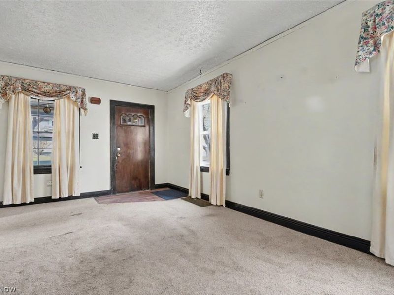 495 Whitney Avenue , Akron, OH 44306 Photo 6