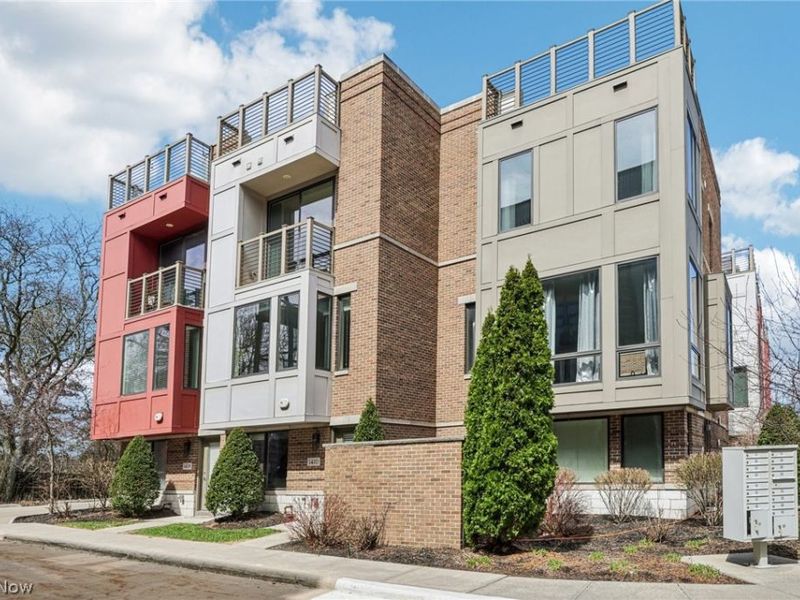 1410 Copper Trace , Cleveland Heights, OH 44118 Photo 2