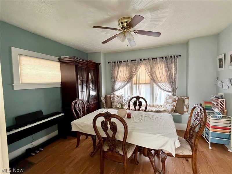 402 Adena Street NE, North Canton, OH 44720 Photo 17