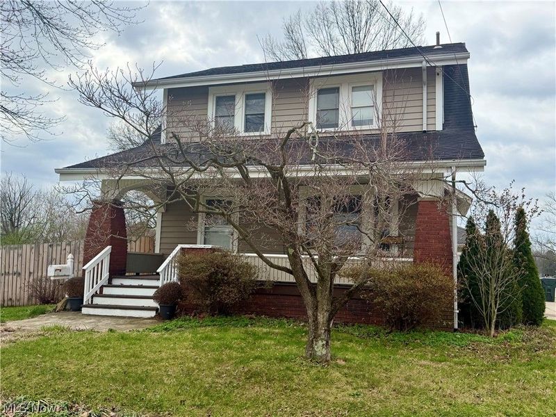 402 Adena Street NE, North Canton, OH 44720 Photo 9