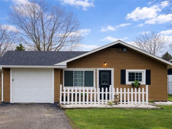 479 Southward Drive , Austintown, OH 44515