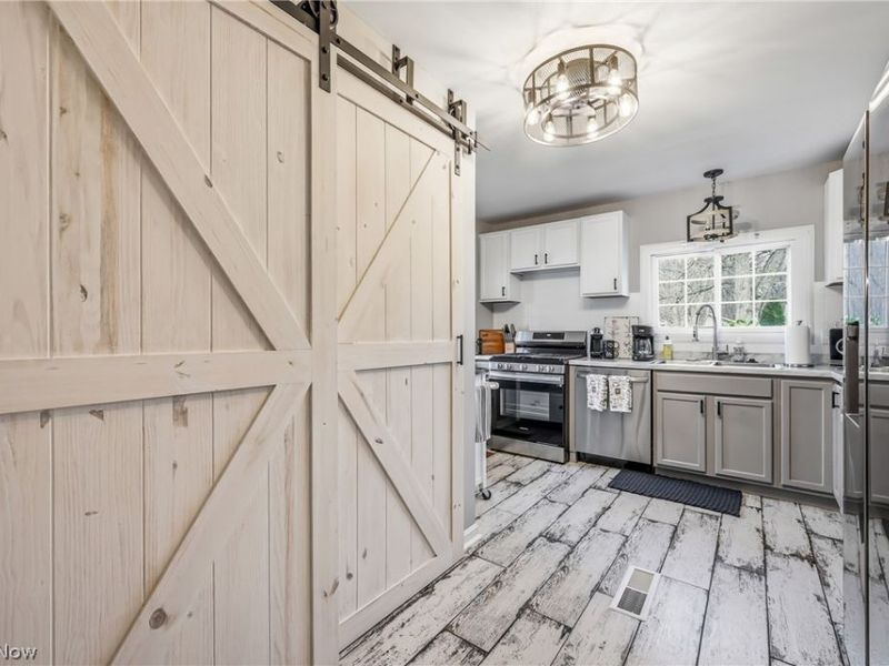 479 Southward Drive , Austintown, OH 44515 Photo 14