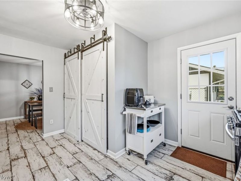 479 Southward Drive , Austintown, OH 44515 Photo 16