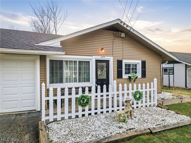 479 Southward Drive , Austintown, OH 44515 Photo 2