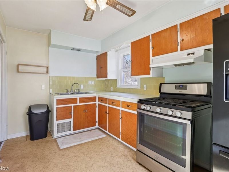 773 Austin Avenue , Akron, OH 44306 Photo 12