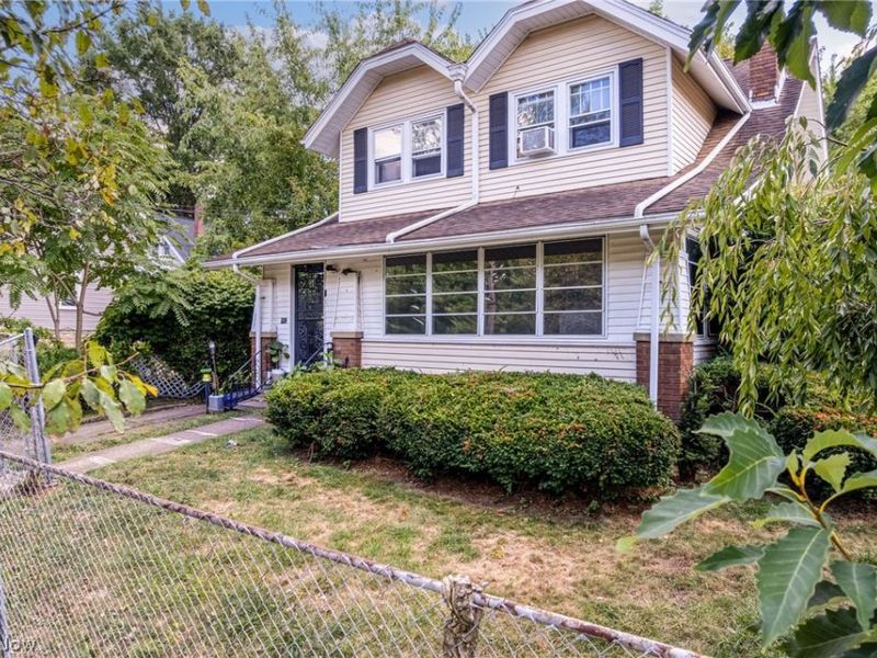 962 Stadelman Avenue , Akron, OH 44320 Photo 2