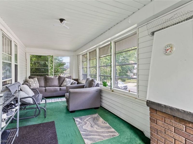 962 Stadelman Avenue , Akron, OH 44320 Photo 7