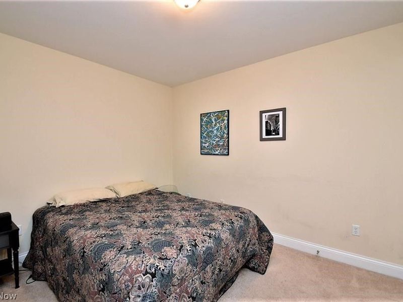 16800 Van Aken Boulevard , Unit 209, Shaker Heights, OH 44120 Photo 18
