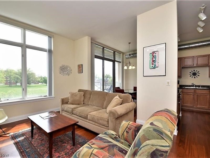 16800 Van Aken Boulevard , Unit 209, Shaker Heights, OH 44120 Photo 5