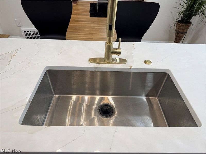 16501 Larchwood Avenue , Cleveland, OH 44135 Photo 11