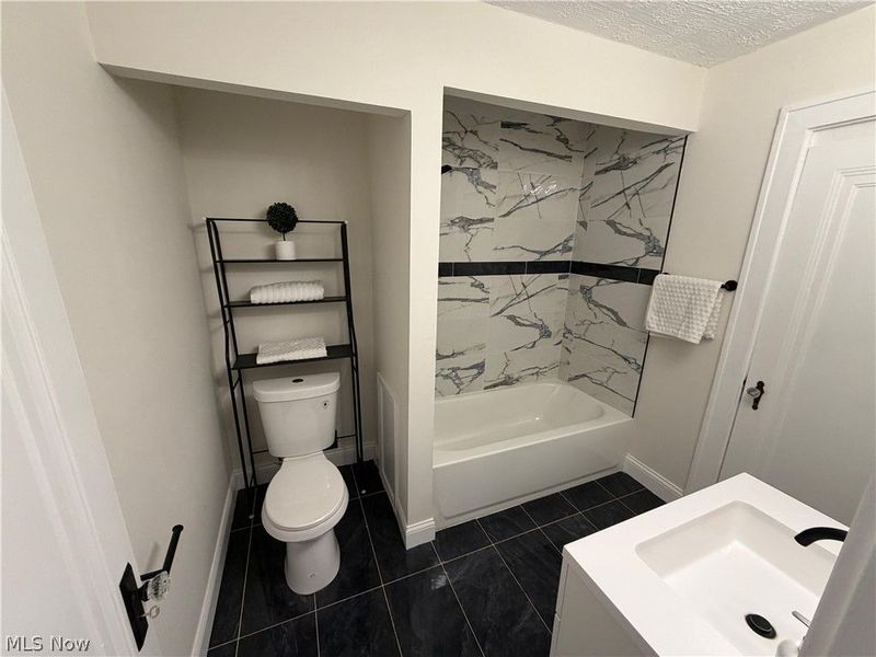 16501 Larchwood Avenue , Cleveland, OH 44135 Photo 17