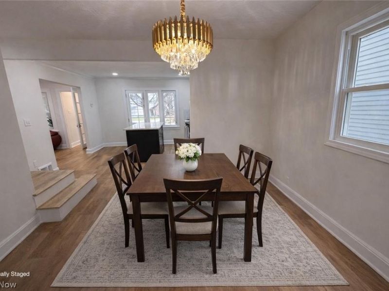 16501 Larchwood Avenue , Cleveland, OH 44135 Photo 5