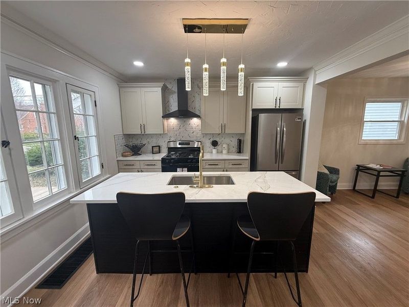 16501 Larchwood Avenue , Cleveland, OH 44135 Photo 6