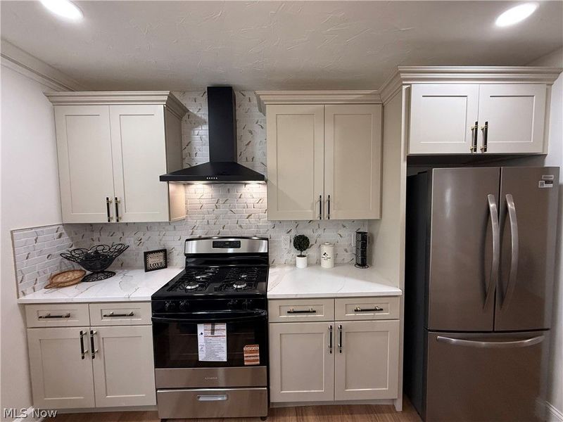 16501 Larchwood Avenue , Cleveland, OH 44135 Photo 7