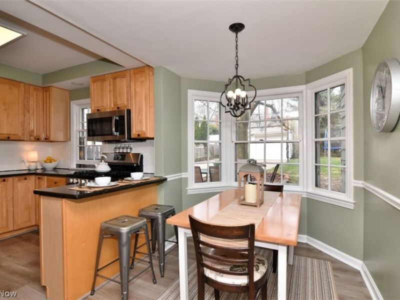 2556 Fenwick Road , University Heights, OH 44118 Photo 13