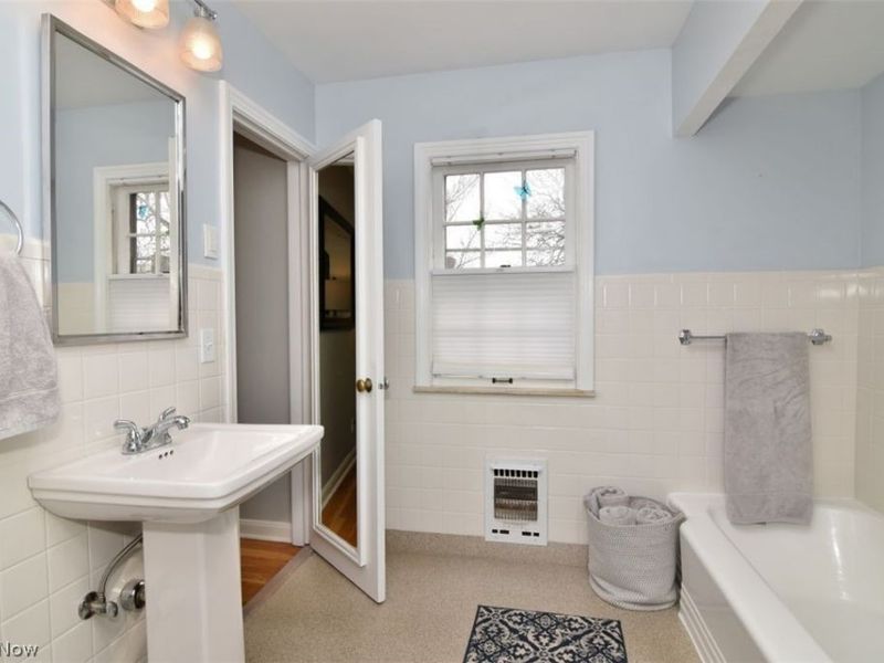 2556 Fenwick Road , University Heights, OH 44118 Photo 28