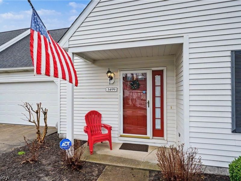 3499 E Prescott Circle , Cuyahoga Falls, OH 44223 Photo 3