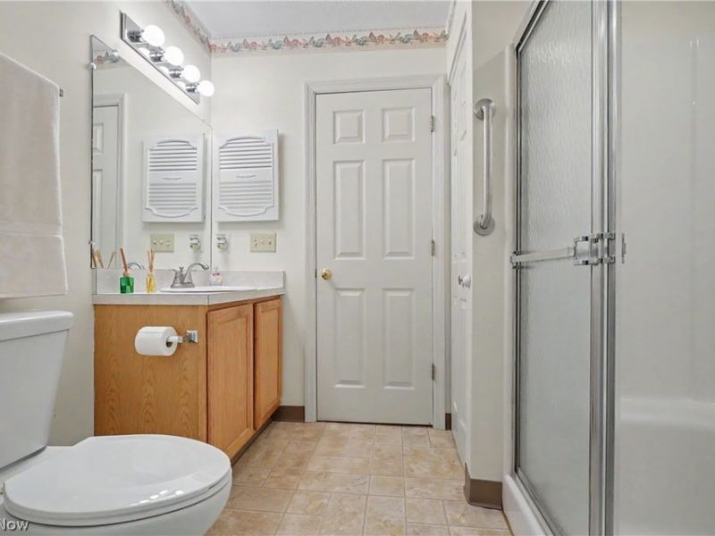 3499 E Prescott Circle , Cuyahoga Falls, OH 44223 Photo 8